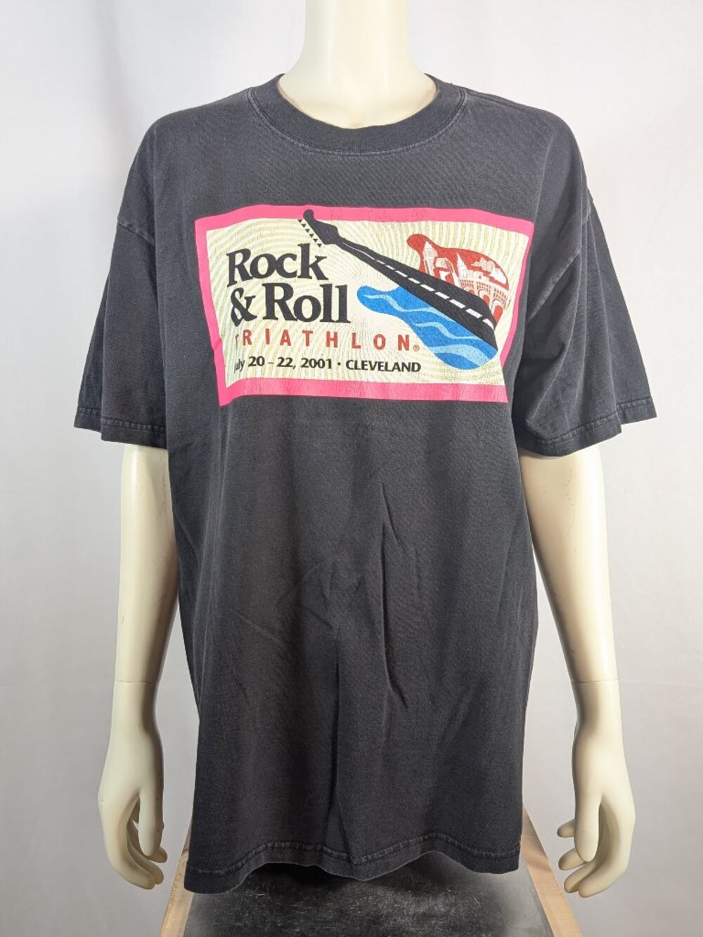 2001 Triathlon Rock & Roll Hall of Fame tshirt